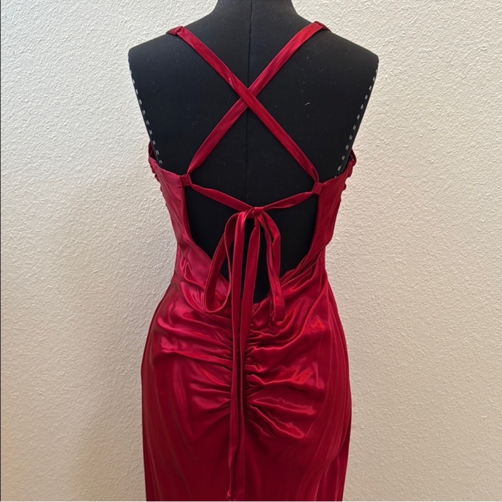 Zum Zum by Niki Livas Vibrant Red Party Gown - Picture 7 of 10